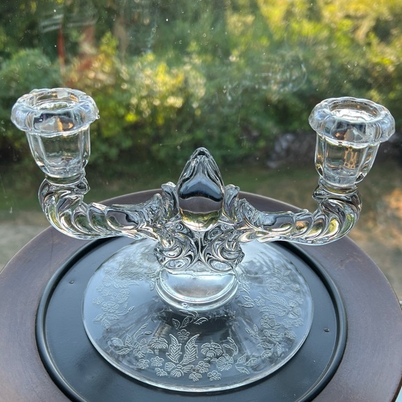 Vintage Glass New Martinsville Double Arm Candlestick Holder Meadow Wreath - Picture 2 of 16